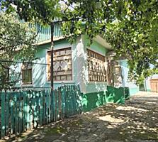 Продаётся дом. Центр. Терновка. Торг.