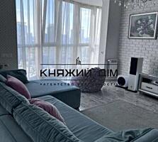 Продаж 3 кімнатної квартири по вул. Дніпровська Набережна 25. ...