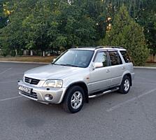Продам Honda CR-V