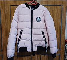 Куртки р. 38-40