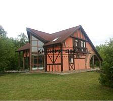 Предлагается на продажу дом в селе Б.Бугаевка. Площадь 210 м.кв. ...