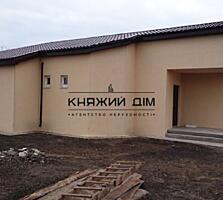 Продажа дома 100 м2, 7 соток приватизированной земли в г. Борисполь, .