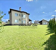 Загородный комфортабельный дом с ремонтом, полностью меблированная с .