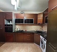 34017. Продам просторную трёхкомнатную квартиру ...