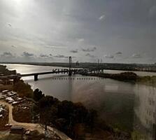 Продаж видової 1-кімнатної роздільної квартири в ЖК Зарічний. Будинок 