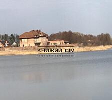 Продам недостроенную резиденцию, расположенную на уникальном участке .