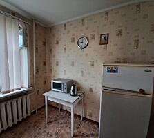 Предлагается к продаже светлая, просторная двухкомнатная квартира в ..