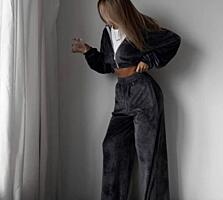 Костюм велюровый