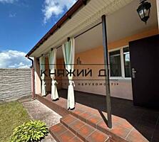 Продаж 2 поверхового будинку на 6 сотках у мальовничому місці, що ...