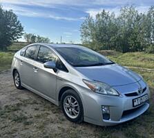 Приус на метане в отличном состоянии