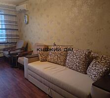 Продаж 3 кімнатної квартири на вул Прирічній, Оболонь. До метро 15 ...