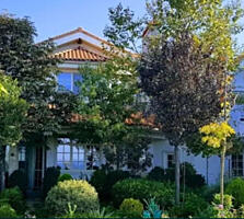 Продам двухэтажный дом 400 кв. м., комплекс Тартус.