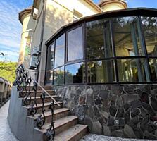 Просторный дом в Киевском районе, район Таврии Вузовской