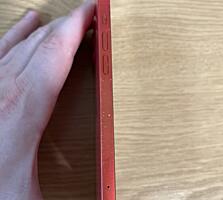 Продаю 12 iPhone красный