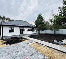 БЕЗ КОМІСІЇ! Продаж готового будинку з новим ремонтом та ділянкою 15 .