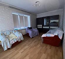 В продаже большая 3-х комнатная квартира с ремонтом. Общей площадью ..