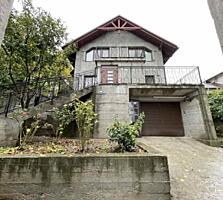 Casa centru Ialoveni 212m2 str. Toma Ciorbă