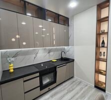 Продам евродвушку 42.5 кв. м., 14/24, новый дом, жк 66-я Жемчужина.