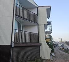 34200  Продам двухэтажный курень на 133 причале ...