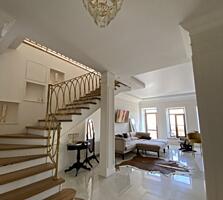 Роскошная квартира на Дерибасовской с террасой на море