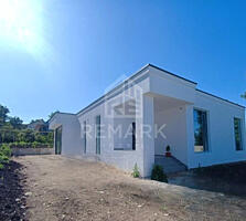 Se vinde casă exclusivă în stil High Tech, în Ciorescu! Teren 7,5 ...