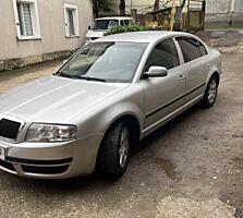 Vând Skoda superb. Urgent. Anul 2004. Motor 2 benzină