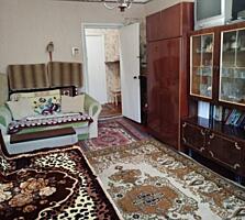 33789   В продаже большая 2-х комнатная квартира ...