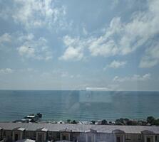 Квартира возле моря.