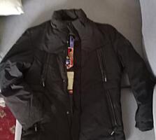 Осенне-зимняя куртка мужская.