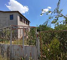 В продаже двухэтажный кирпичный дом, построенный из железобетонных ...