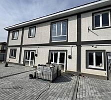 Предлагается к продаже уютная двухуровневая 2-комнатная квартира в ...