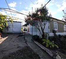 Spre Vînzare – Casă cu 3 camere, 140 m², 15 ari, r. Anenii Noi