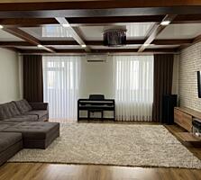 Предлагается к продаже просторная и светлая 3 комнатная квартира.