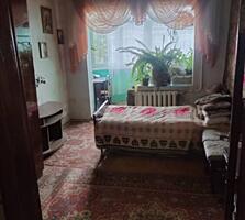 Продается просторная трехкомнатная квартира в жилом состоянии, ...