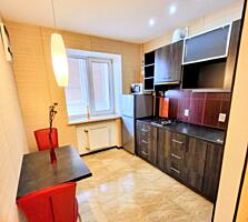 Продам 1 комнатную квартиру в центре.