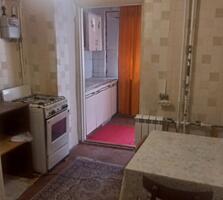 Продается 3 х ком. кв-ра на 1 эт. /4 эт. доме с пристройкой