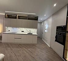 Продам квартиру 68 кв. м., 4/25, новый дом, ЖК Эллада.