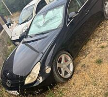 MERCEDES CLS219