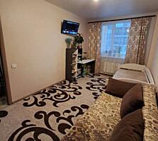 Продается 1-комнатная квартира с ремонтом на 2 этаже 5-этажного дома .