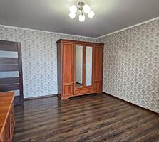 Просторная 3-комнатная квартира с ремонтом на Крымском бульваре