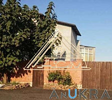 Капитальный дом на 8 сотках земли, Червоный хутор