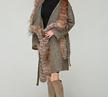 Пальто Новое. С натуральным мехом чернобурки!