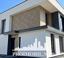 Vă propunem spre vânzare acest duplex în 2 nivele, amplasat în ...