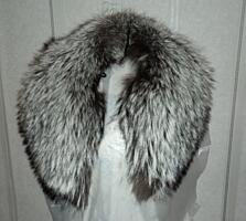 Продам Воротник из натурального меха серебристо-чёрной Новый!