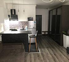 В продаже квартира студийного типа ,в новом кирпичном доме ЖК Золотые 