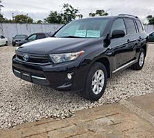 Продам Toyota Highlander 2011 г.