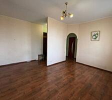 Продаж 1-но кімнатної сталінки на Сухому Фонтані