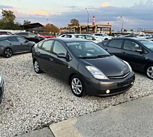 Toyota Prius 20 Европа, только приехал, продается как есть. 270тыс км