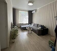 Предлагаются к продаже двухкомнатная квартира в центре города. Две ...