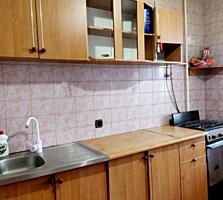 Продаю крупногабаритную однокомнатную квартиру